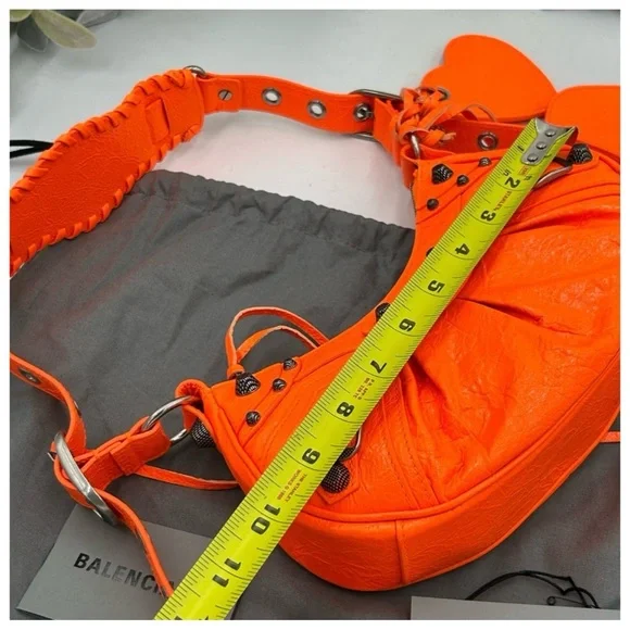 Balenciaga LE CAGOLE shoulder bag in neon orange lambskin, leather NWT - Picture 5 of 6